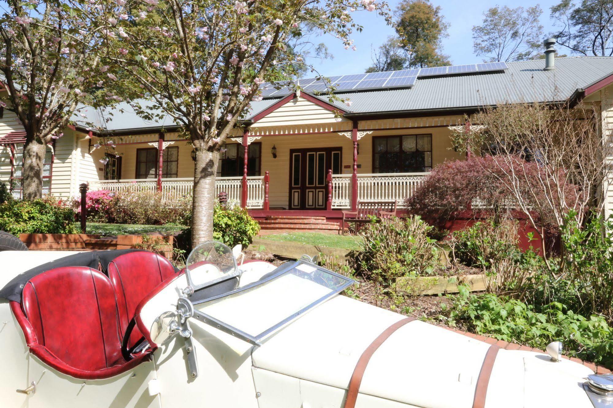 Fernglade On Menzies Bed & Breakfast Emerald Exterior photo